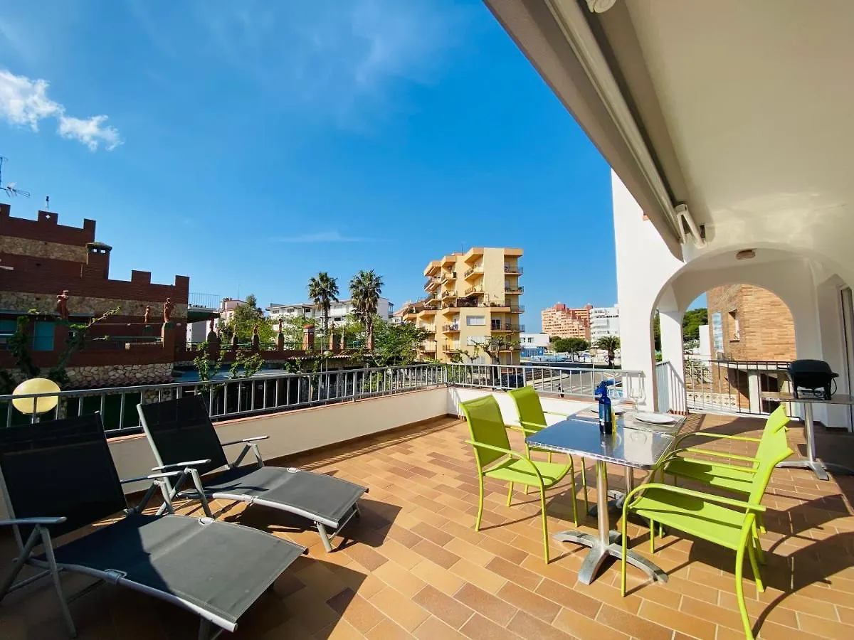 Apartamentos Aquarium Rosas